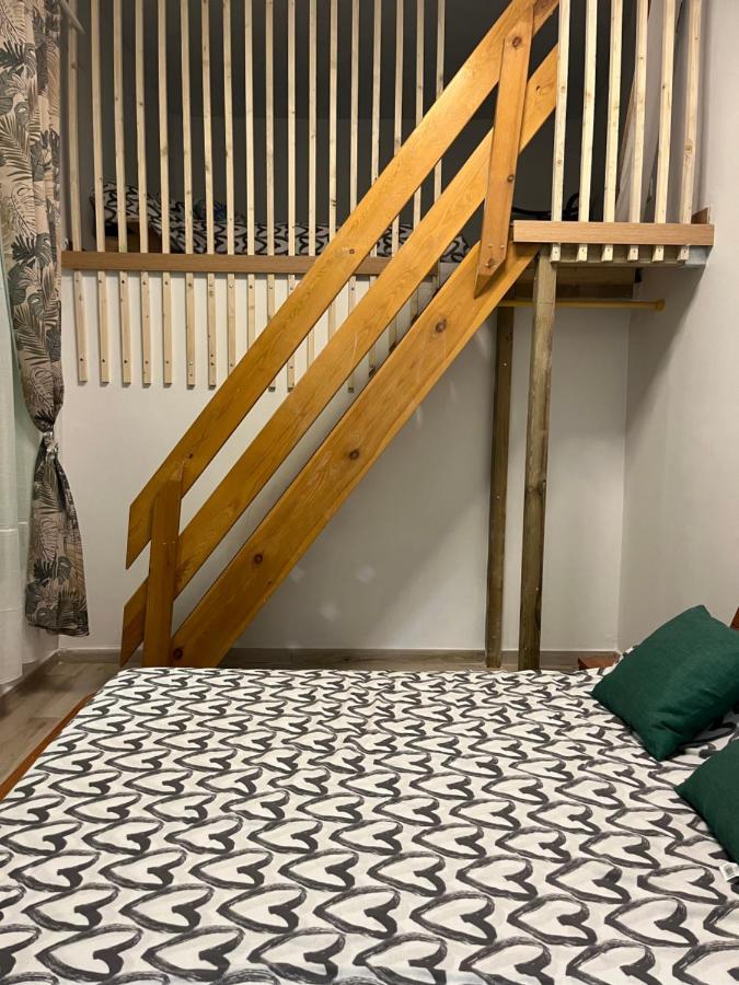 Alzira Bonita Habitacion Verde Con Bano Privado Hotel Bagian luar foto