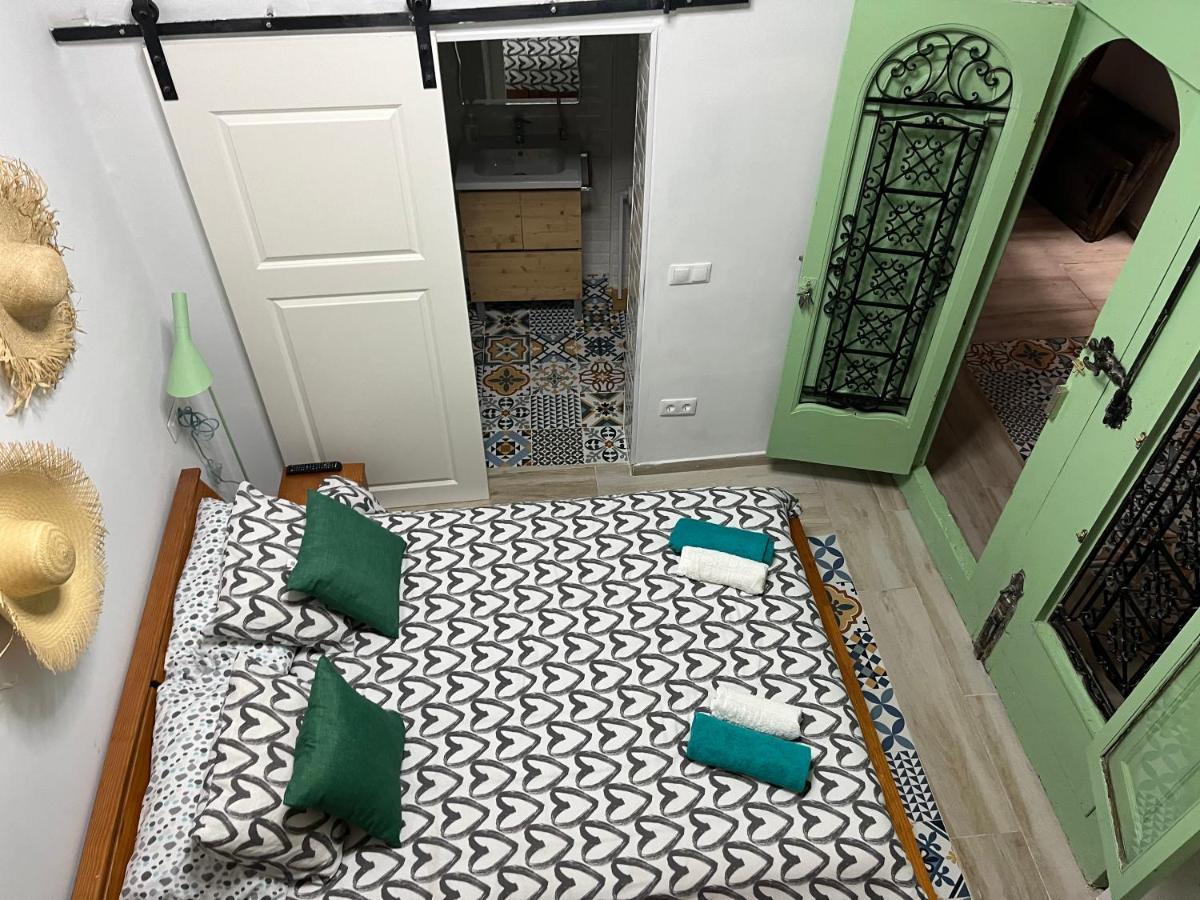 Alzira Bonita Habitacion Verde Con Bano Privado Hotel Bagian luar foto